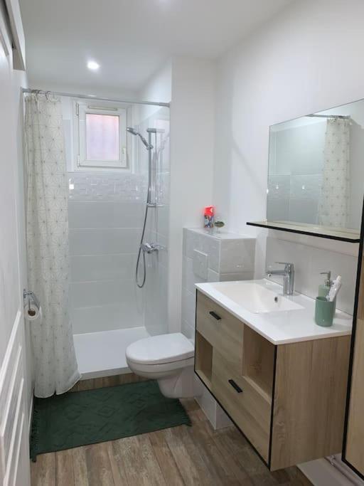 Au Sunrise Studio Apartment โทนง-เลส์-แบงส์ ภายนอก รูปภาพ